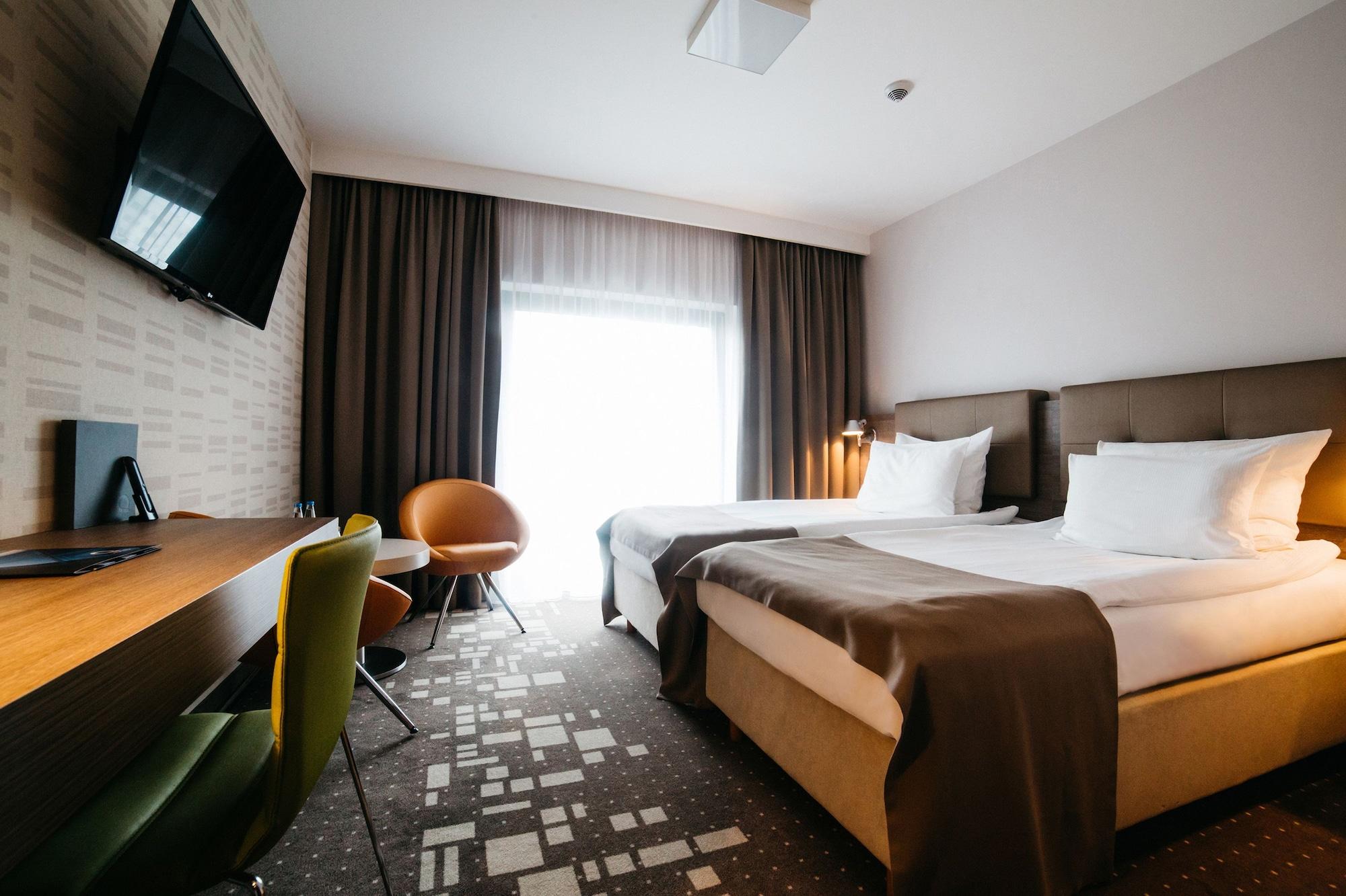Q Hotel Plus Wrocław Buitenkant foto