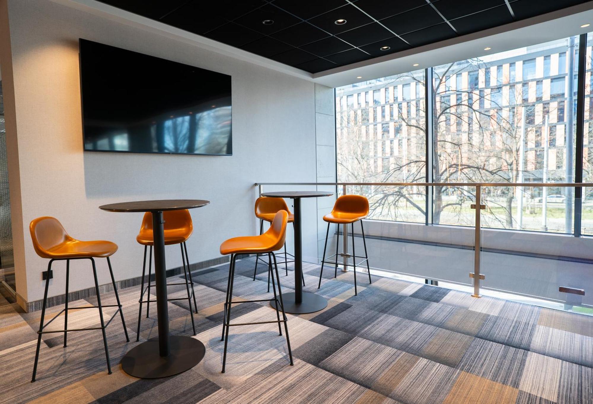 Q Hotel Plus Wrocław Buitenkant foto